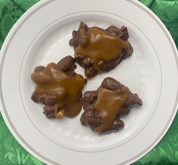 Milk-Chocolate-Pecan-Salted-Caramel